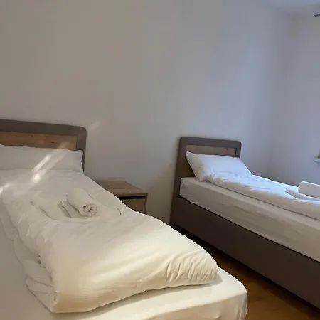 Apartment Einziehen Und Wohlfuehlen-vollausgestattetes West Fh Joaneum