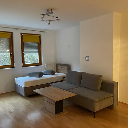 Einziehen Und Wohlfuehlen-vollausgestattetes West Fh Joaneum Apartment