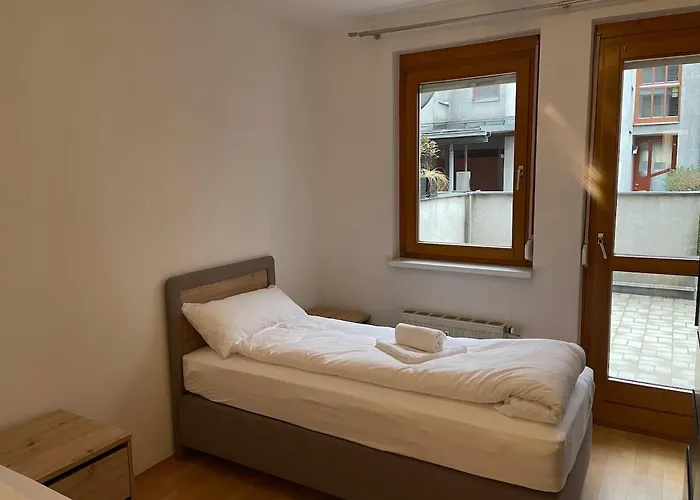 Einziehen Und Wohlfühlen-vollausgestattetes West Fh Joaneum